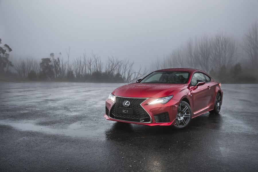  Lexus RC F 2019 года  (AU) (фото 8 из 20)